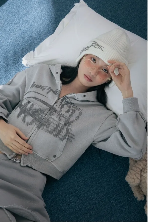 hug your skin  |Hoodies & Sweatshirts